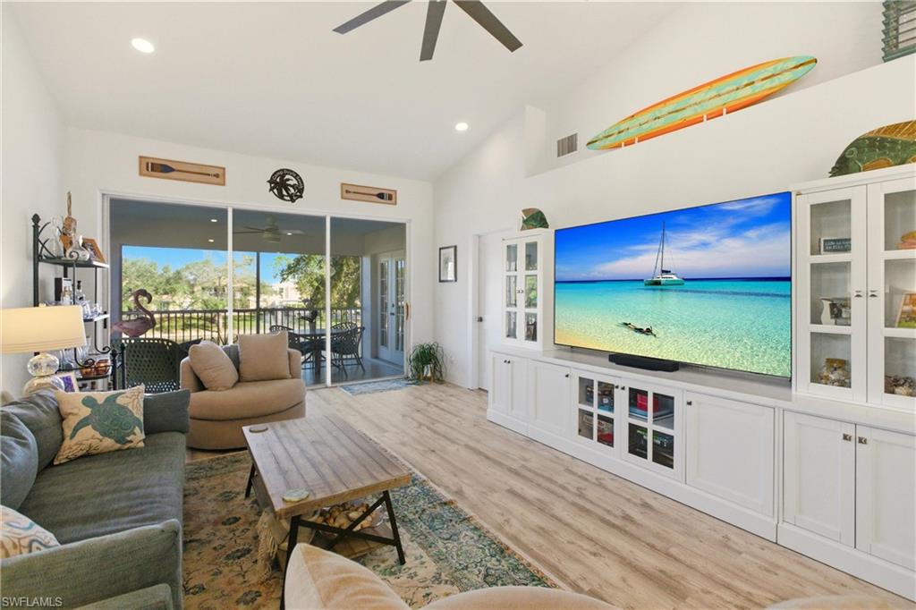 688 Wiggins Lake DR # 201