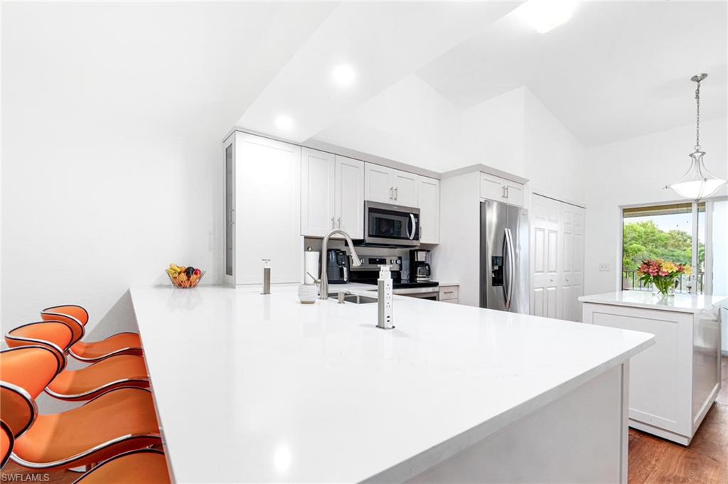 4945 Cougar CT S # 202 Unit: 4-202