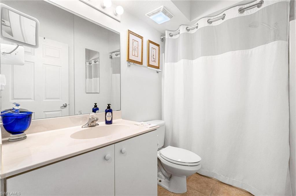 4945 Cougar CT S # 202 Unit: 4-202