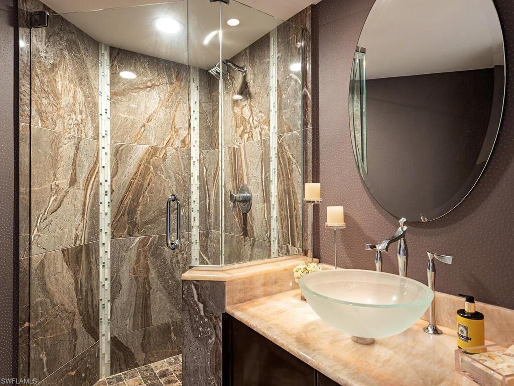 4901 GULF SHORE BLVD N # 502