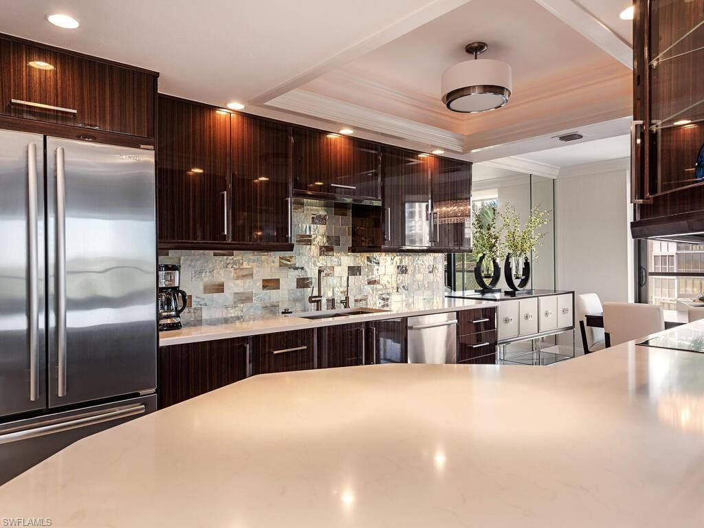 4901 GULF SHORE BLVD N # 502