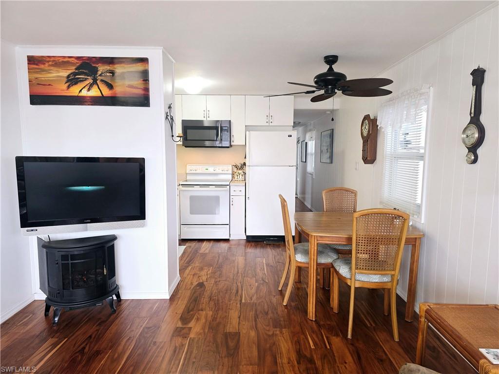 113 Enchanting BLVD # 113 Unit: E-113