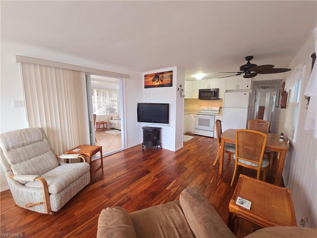 113 Enchanting BLVD # 113 Unit: E-113