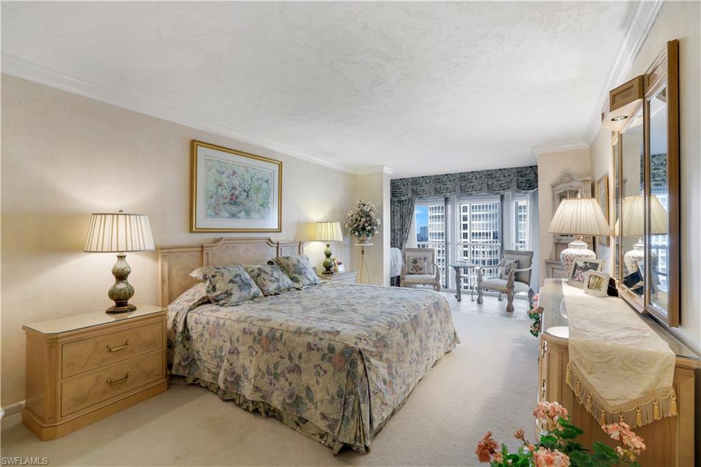 4401 Gulf Shore BLVD N # 1206