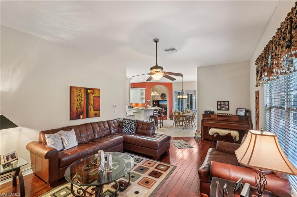2621 Golden Gate BLVD W