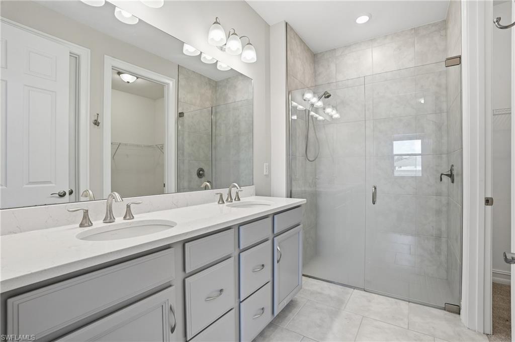 1040 Tranquil Brook DR