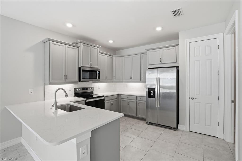 1040 Tranquil Brook DR