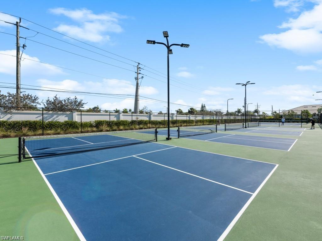 1040 Tranquil Brook DR