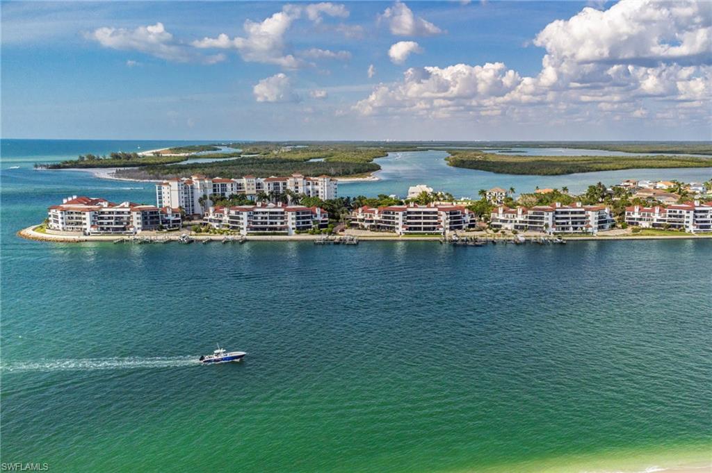 305 La Peninsula BLVD # 305