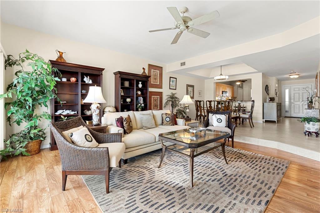 305 La Peninsula BLVD # 305