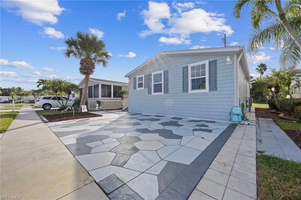 1153 Silver Lakes BLVD