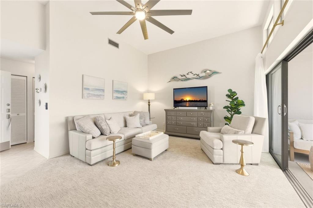 559 Beachwalk CIR # U202