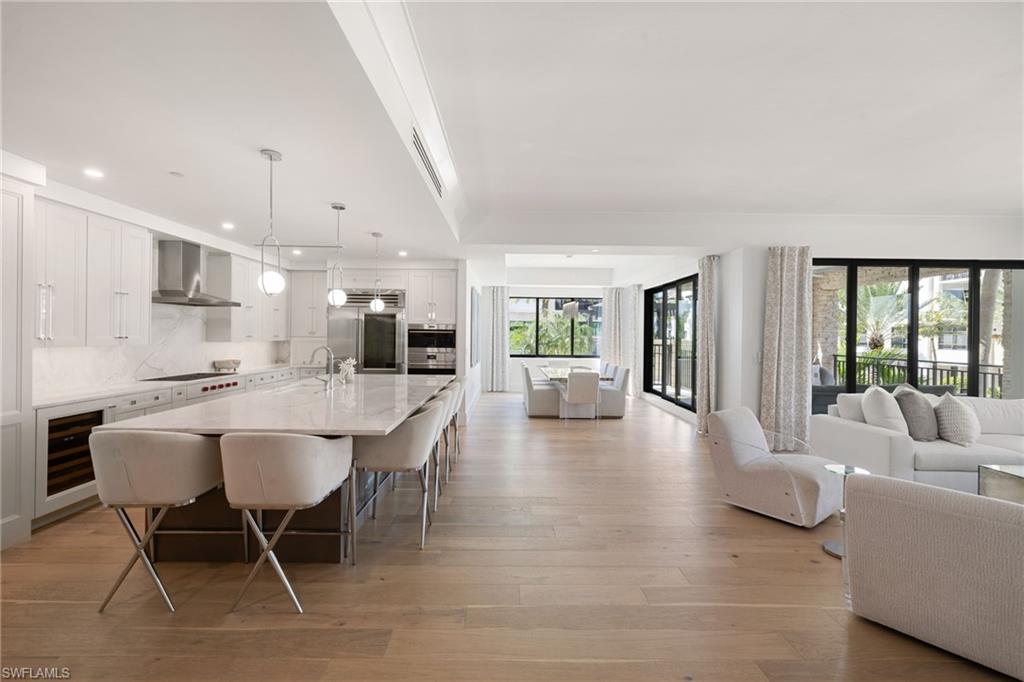 1130 3rd AVE S # 210