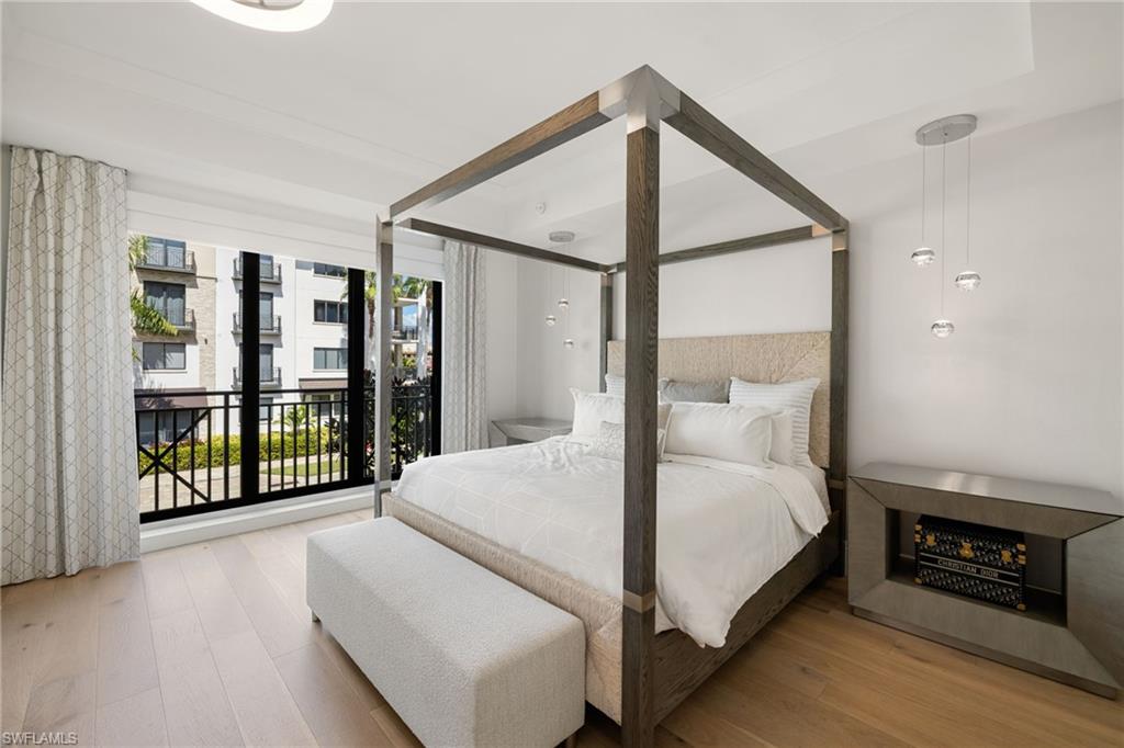 1130 3rd AVE S # 210