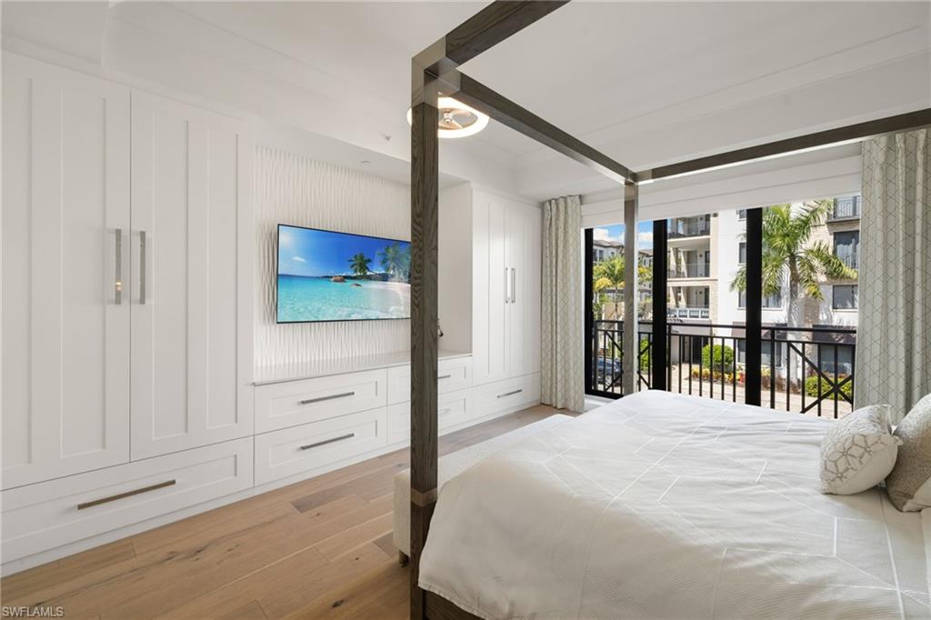 1130 3rd AVE S # 210