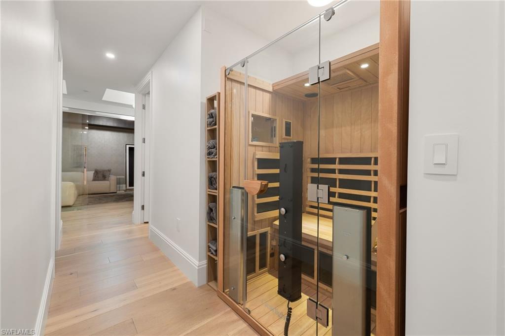 1130 3rd AVE S # 210