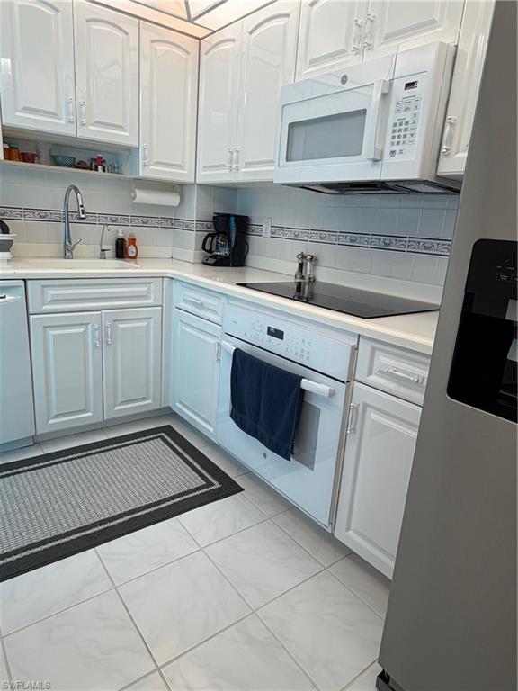 320 Seaview CT # 712 Unit: 2-712