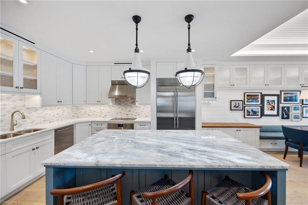 4000 Gulf Shore BLVD N # 500