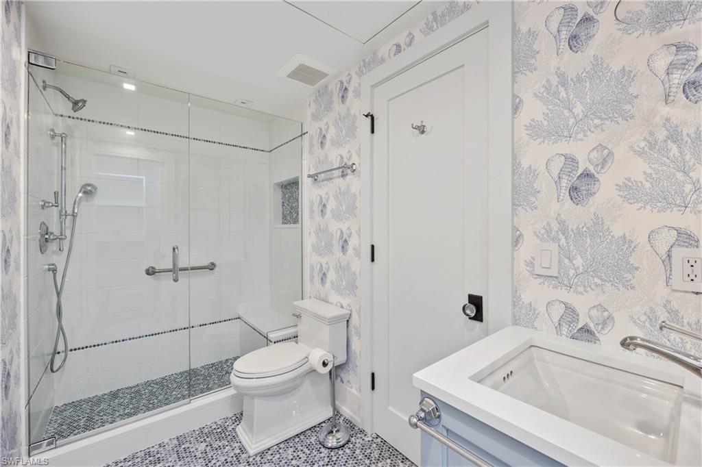 4000 Gulf Shore BLVD N # 500