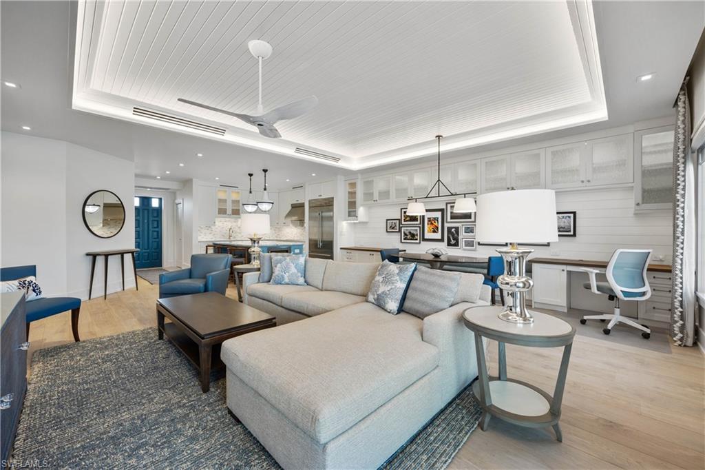 4000 Gulf Shore BLVD N # 500