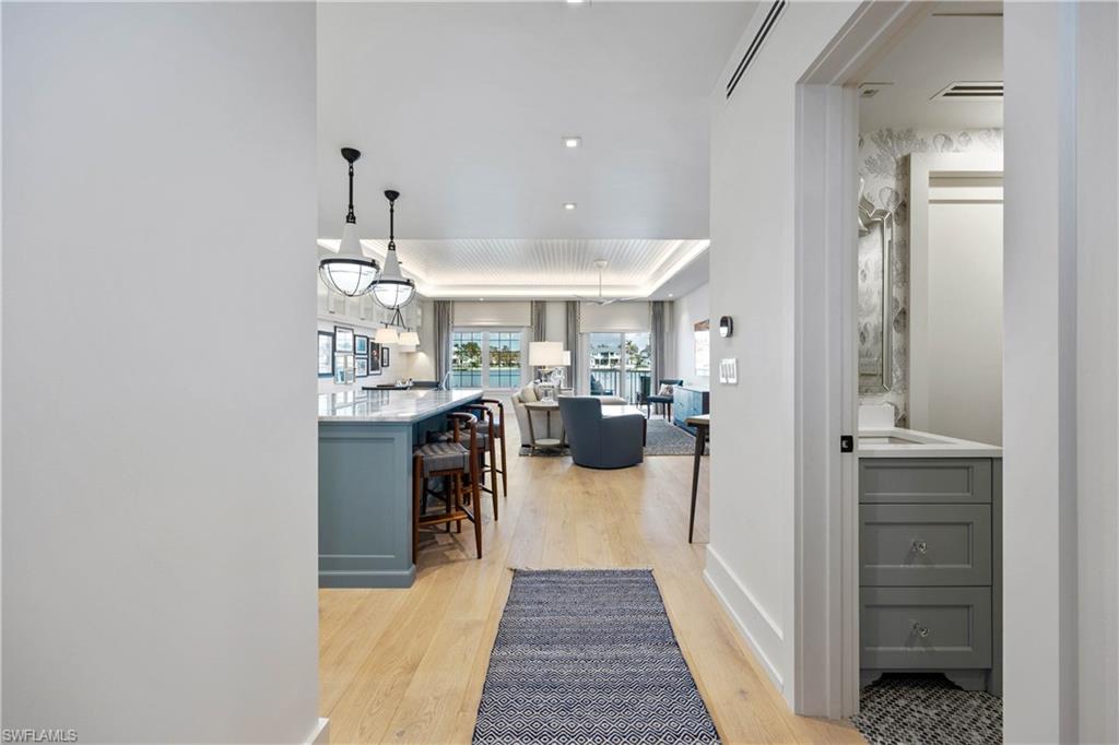 4000 Gulf Shore BLVD N # 500