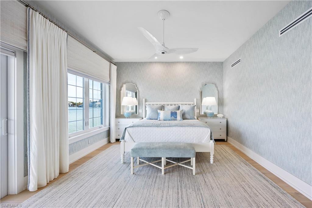 4000 Gulf Shore BLVD N # 500