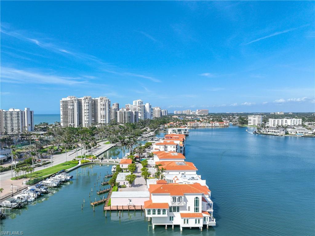 4000 Gulf Shore BLVD N # 500