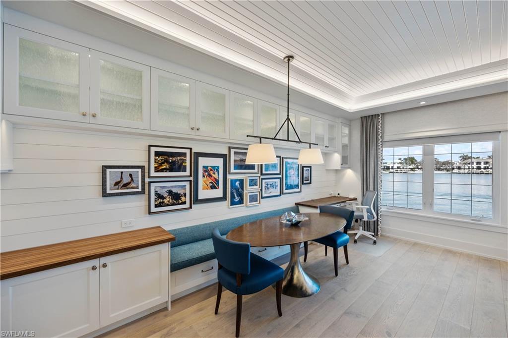 4000 Gulf Shore BLVD N # 500