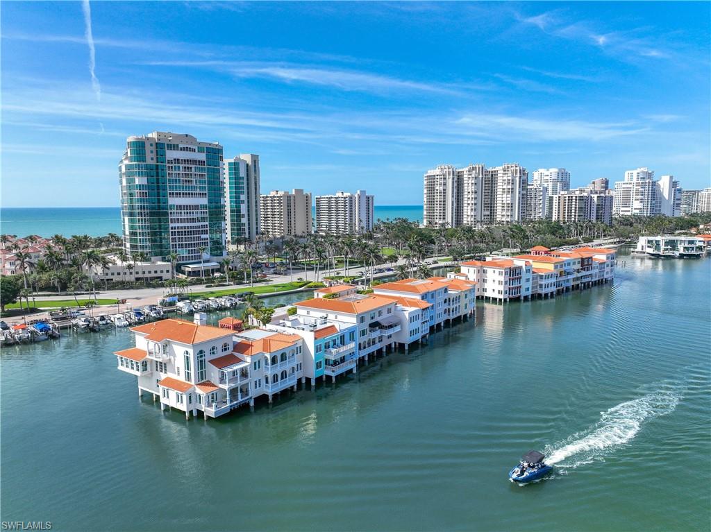 4000 Gulf Shore BLVD N # 500