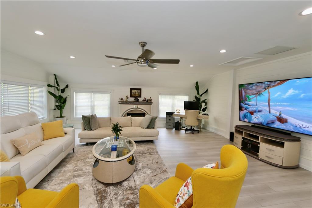 2061 Santa Barbara BLVD