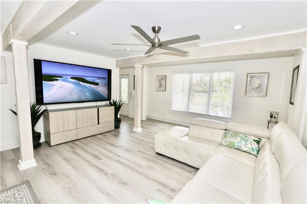 2061 Santa Barbara BLVD