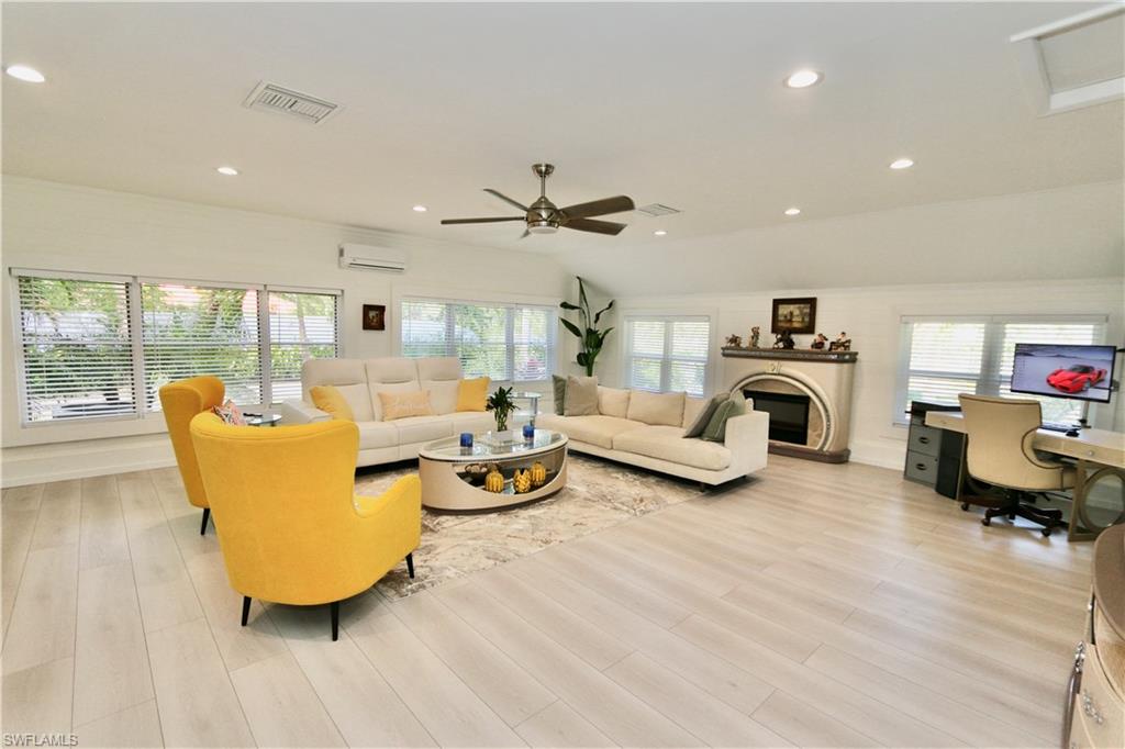 2061 Santa Barbara BLVD