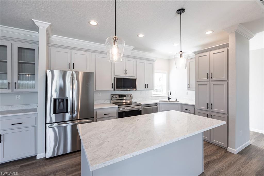 11310 Bougainvillea LN