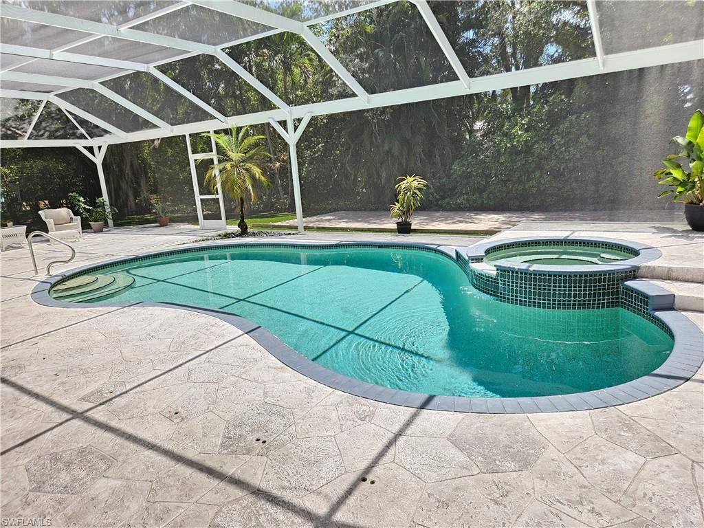 8122 Wilshire Lakes BLVD