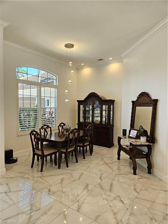 8122 Wilshire Lakes BLVD