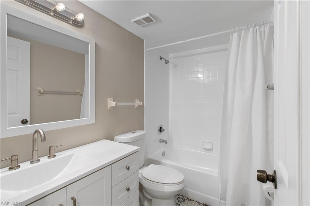 3705 Amberly CIR # F102