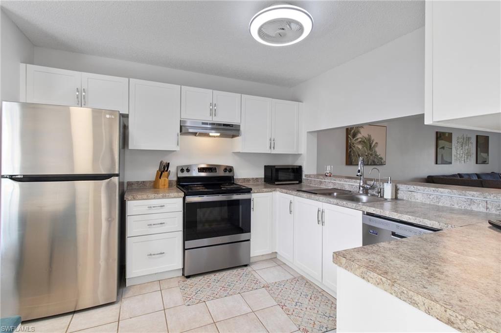 3705 Amberly CIR # F102