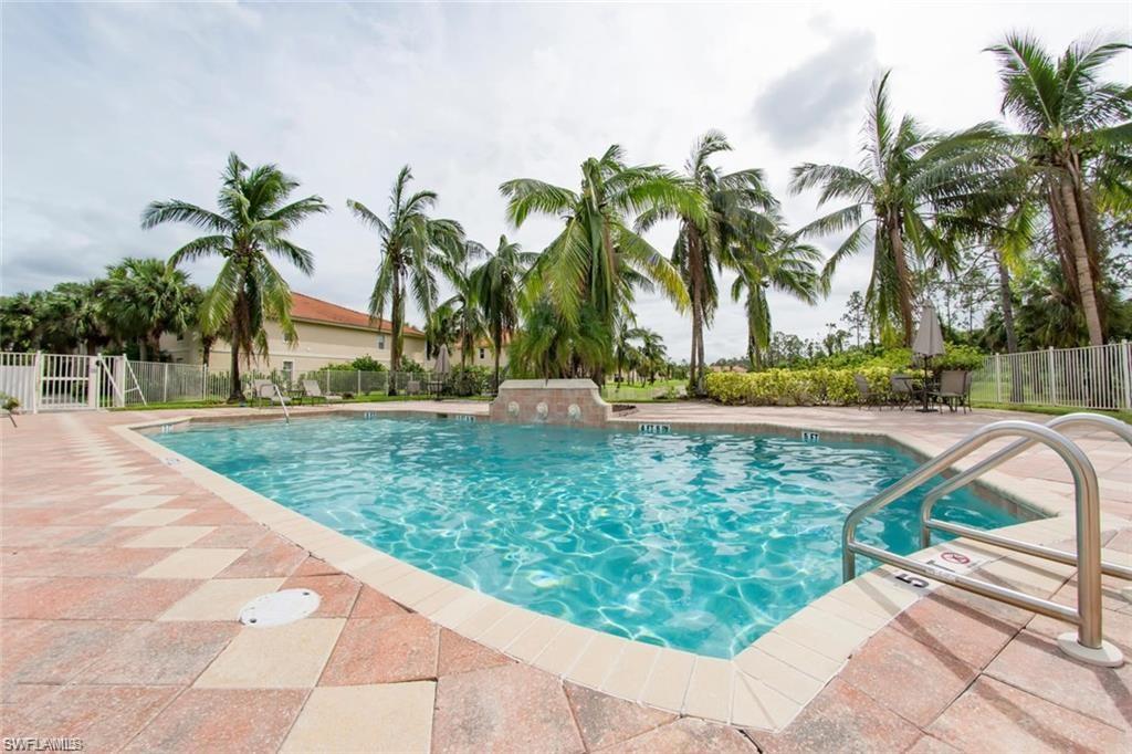 8215 Ibis Club DR # 109