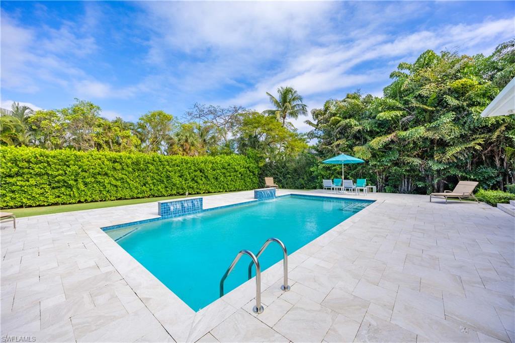331 Spring Line DR