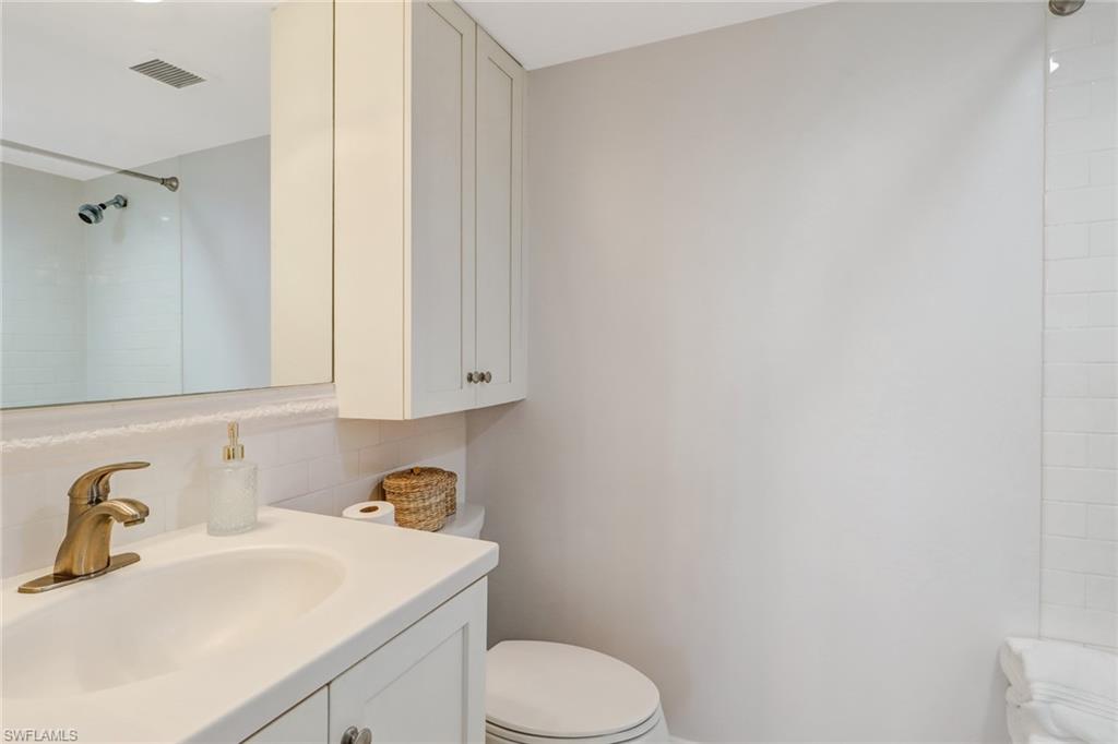 21 High Point CIR E # 601