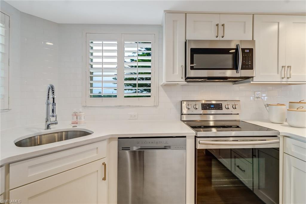 21 High Point CIR E # 601