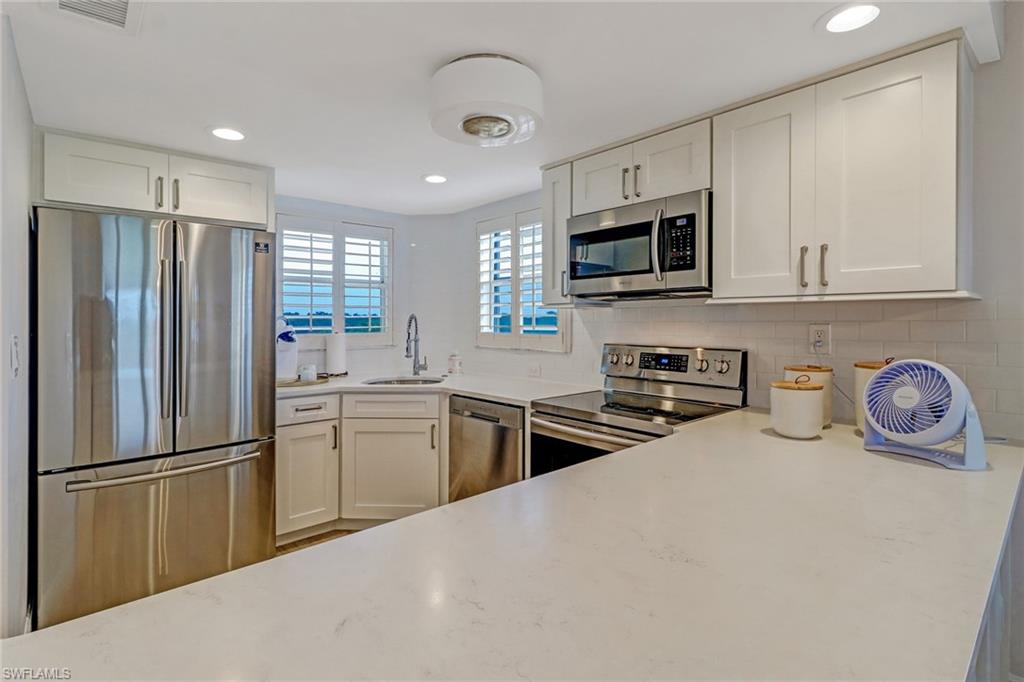 21 High Point CIR E # 601