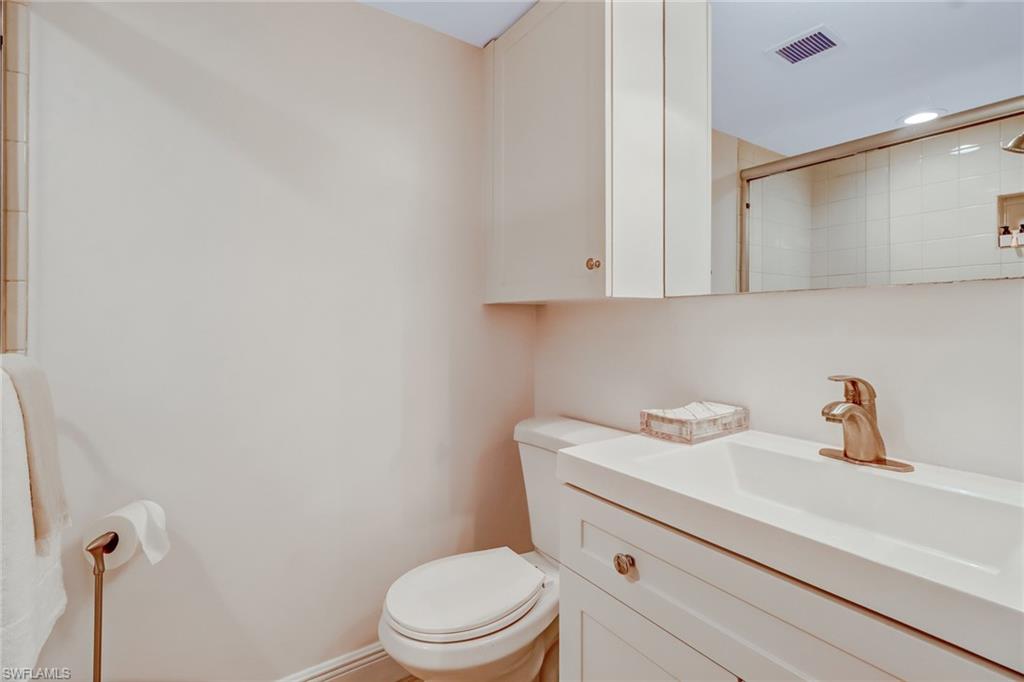 21 High Point CIR E # 601