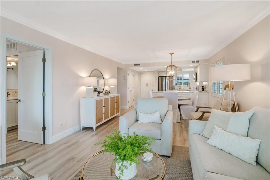 21 High Point CIR E # 601