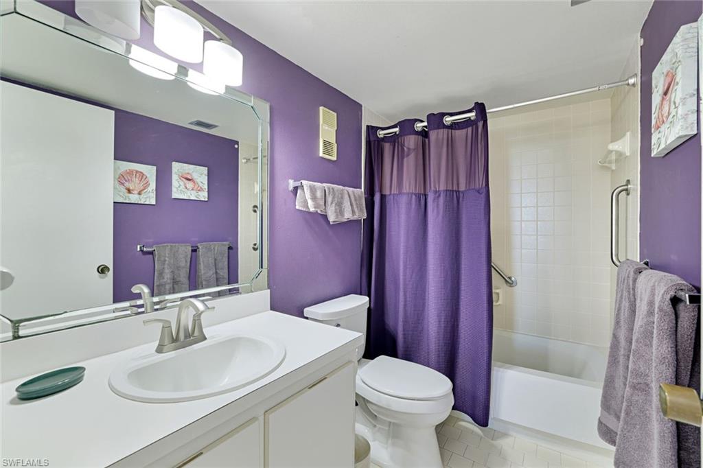 440 Seaview CT # 1012