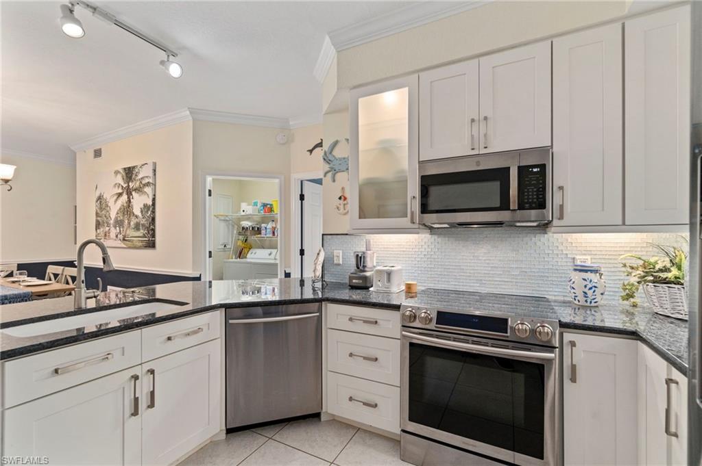 2110 Cay Lagoon DR # 113