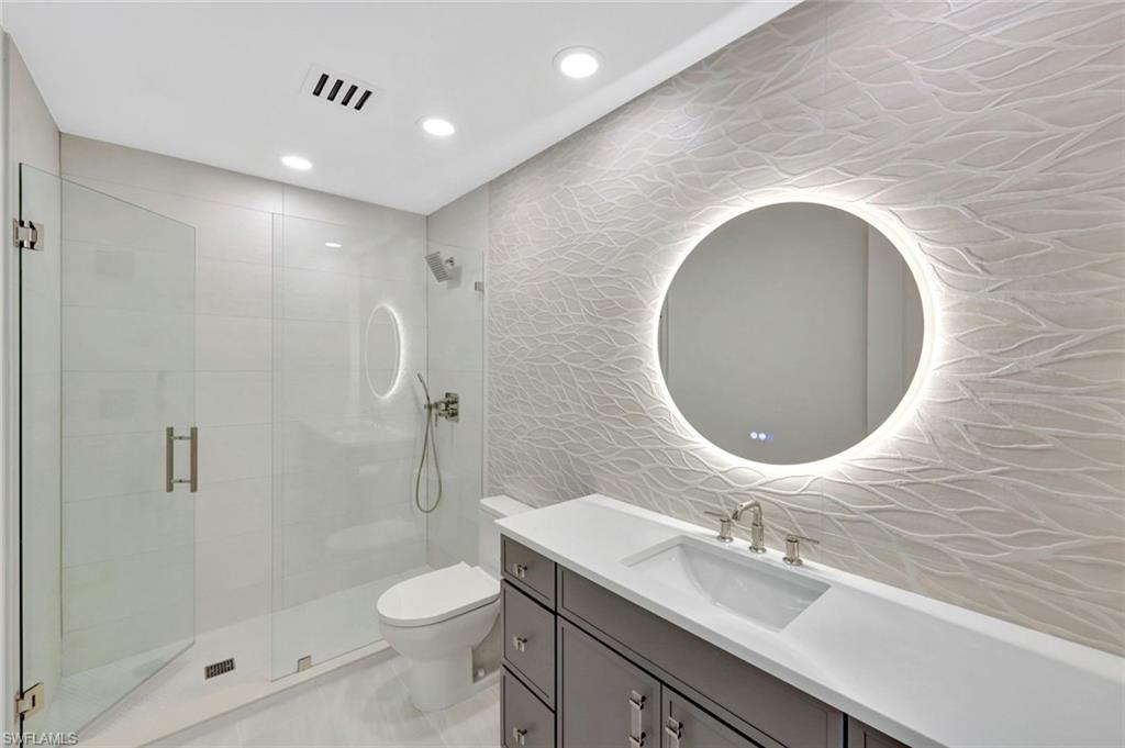 4951 Bonita Bay BLVD # 2205