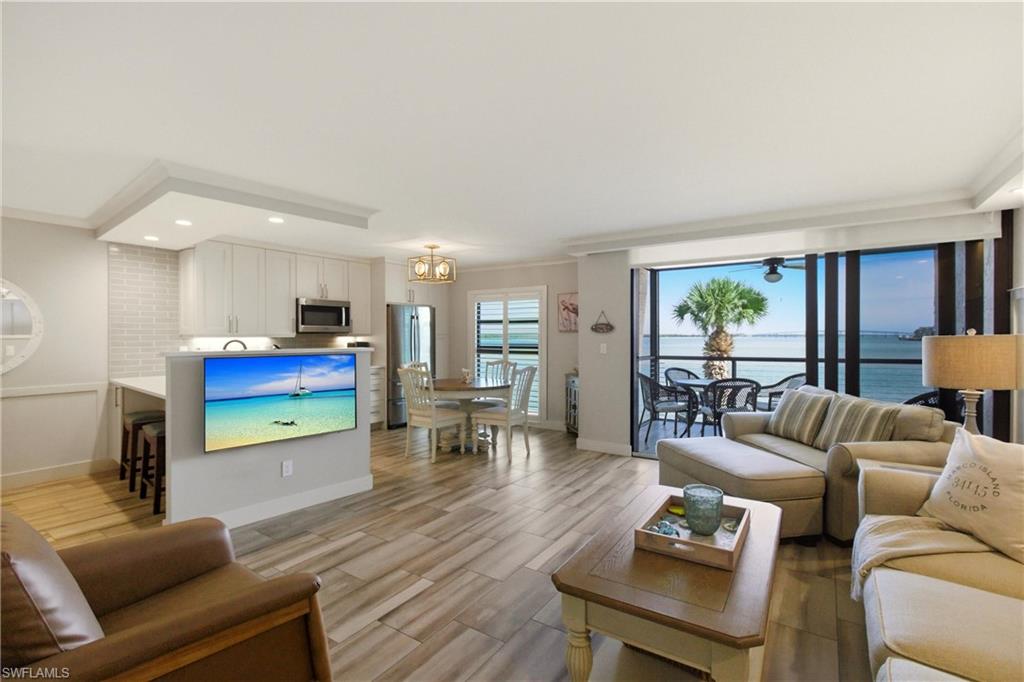 1085 Bald Eagle DR # A206