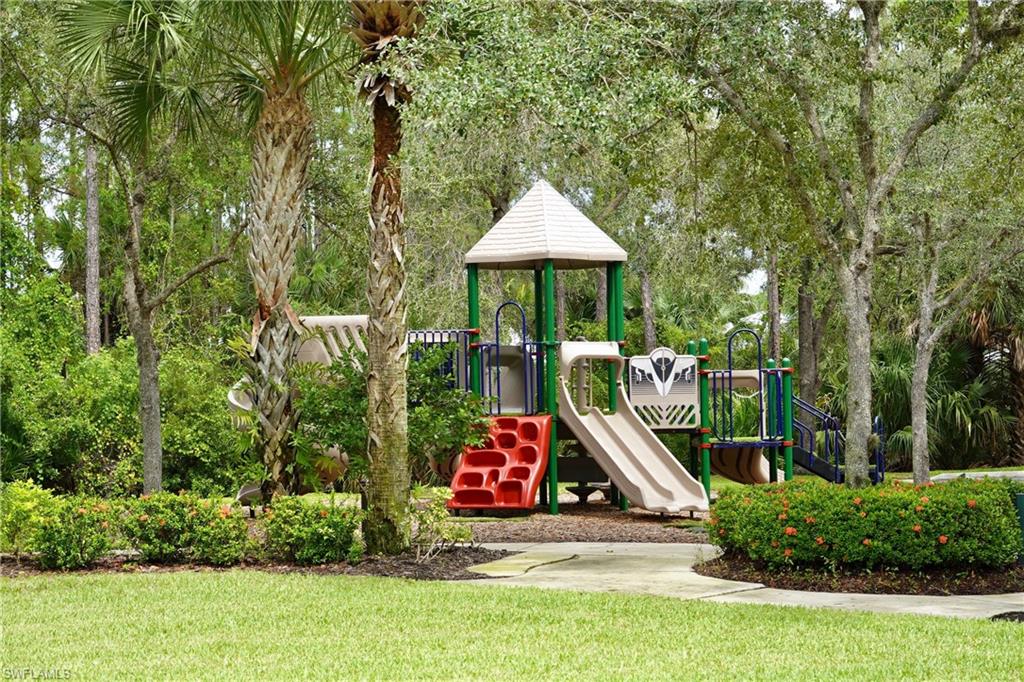 1732 Tarpon Bay DR S # 101