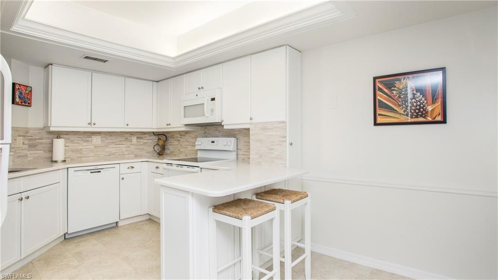 2711 Citrus Lake DR # F202